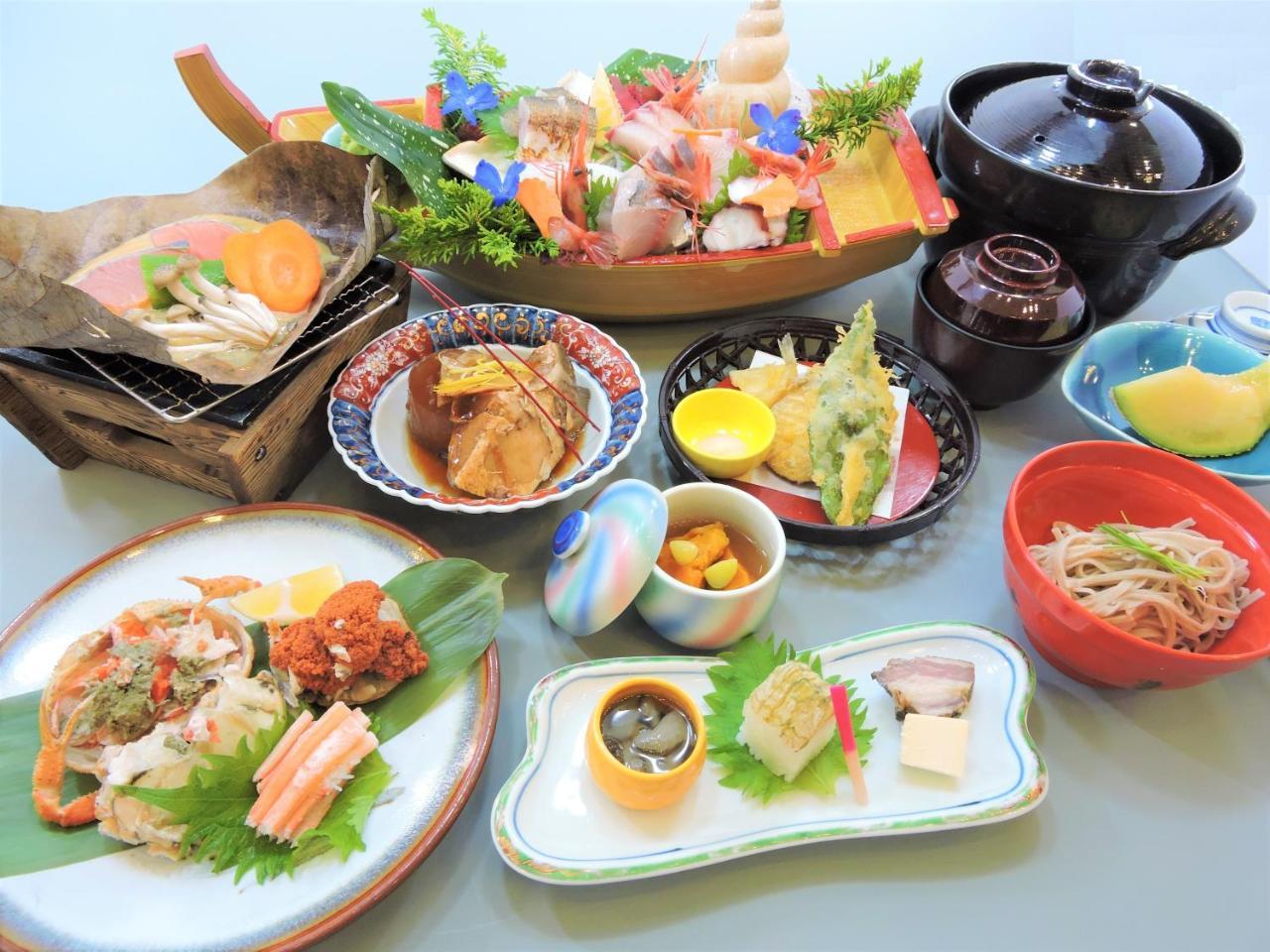 Отель Seaside Mattou Hakusan Экстерьер фото